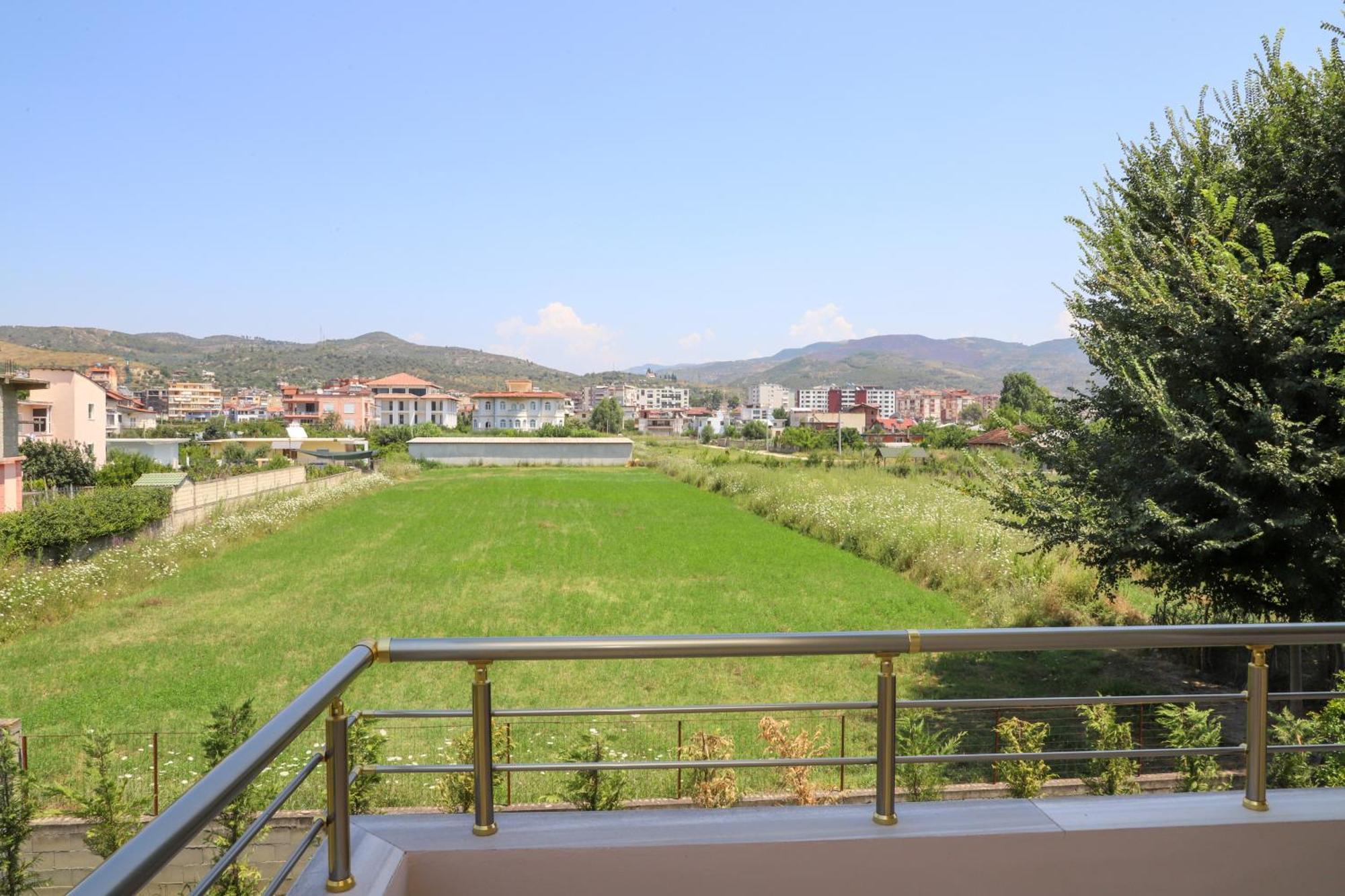 Villa Fjorentin Берат Экстерьер фото