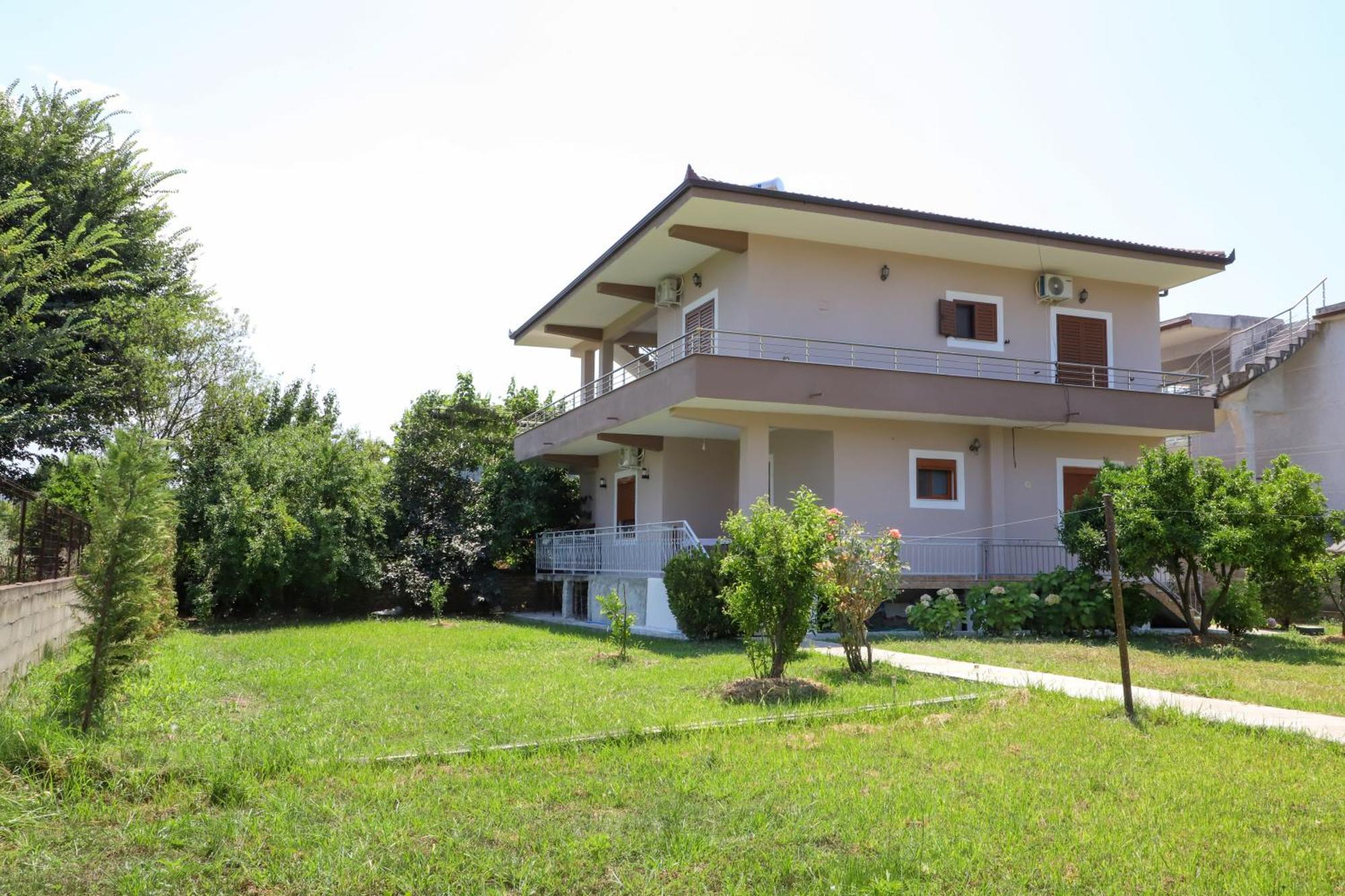 Villa Fjorentin Берат Экстерьер фото