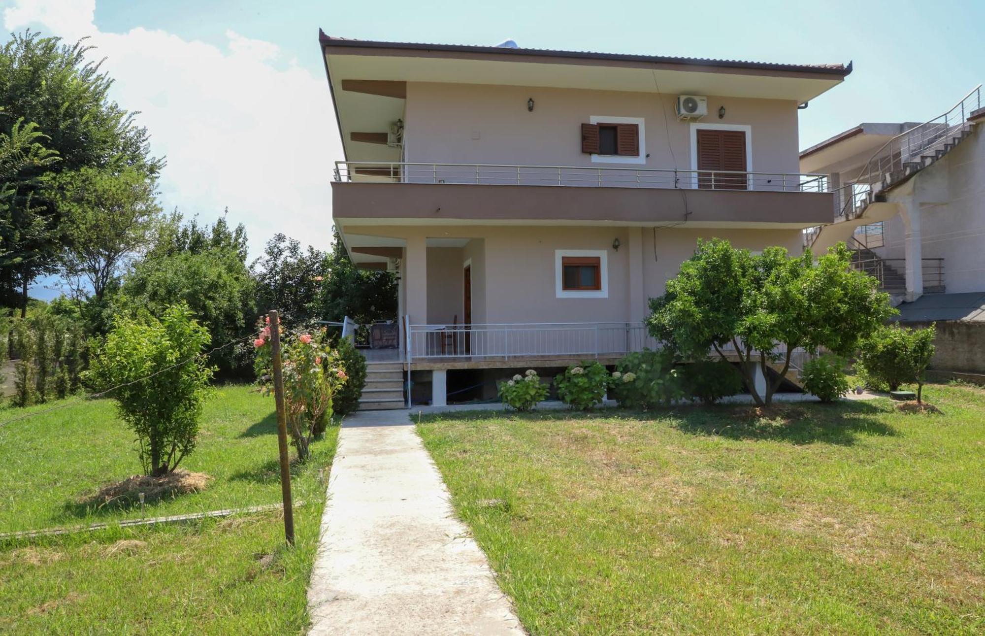 Villa Fjorentin Берат Экстерьер фото